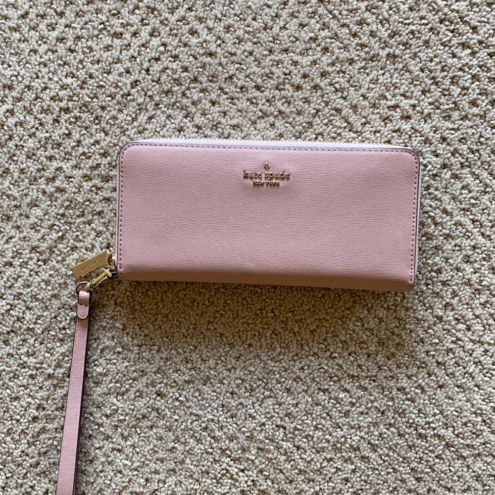 Kate spade pink wallet